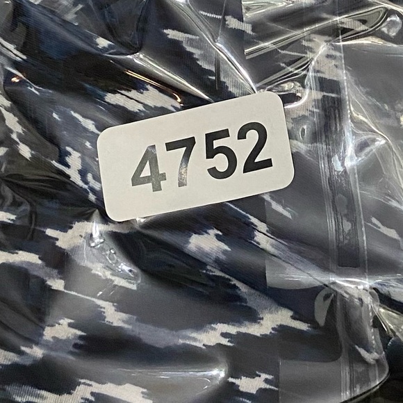 New! Miraclesuit Palatium Escape Underwired One-Piece Swimsuit 24752 - Picture 9 of 9